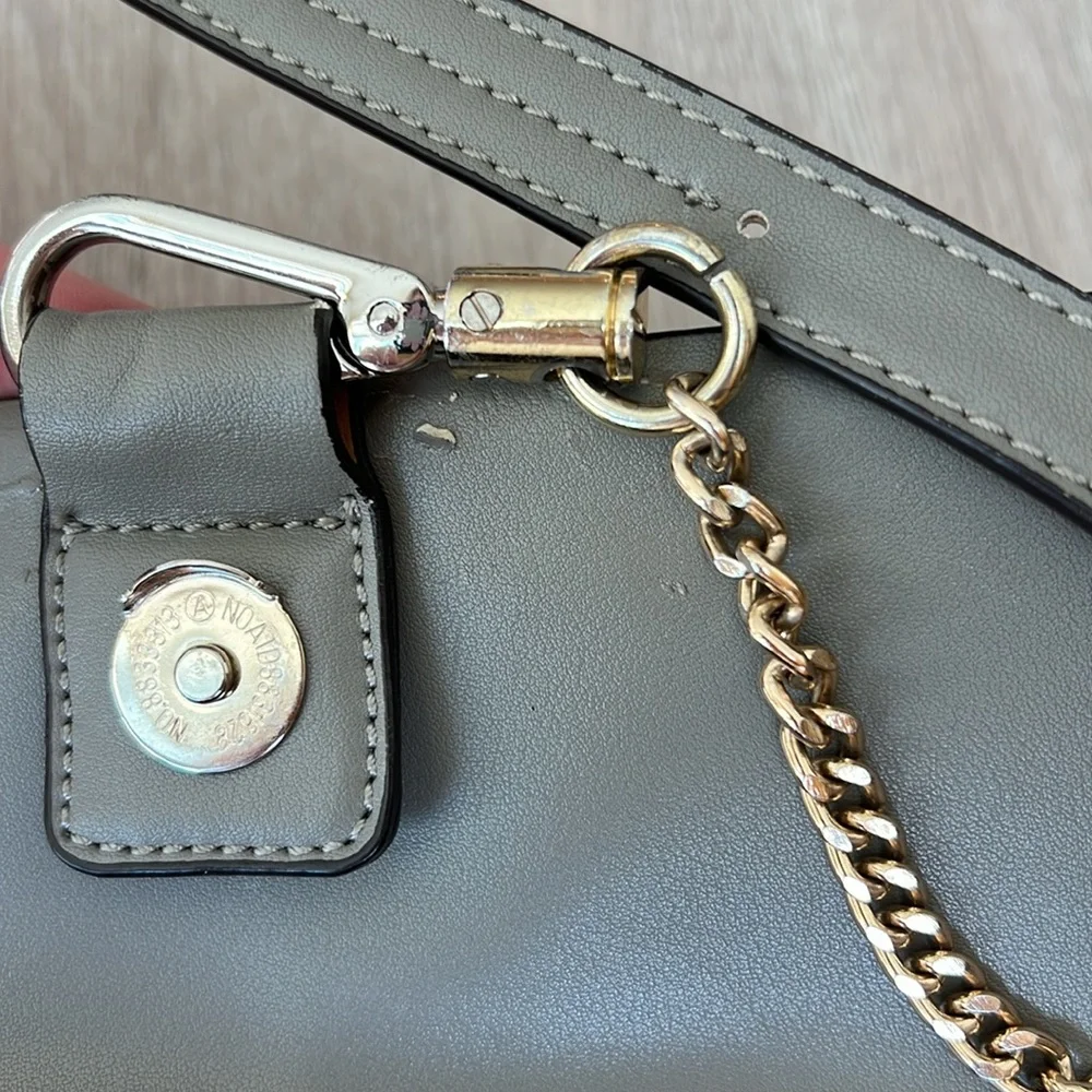 Chloé Faye Calfskin Bag - Picture 5 of 8